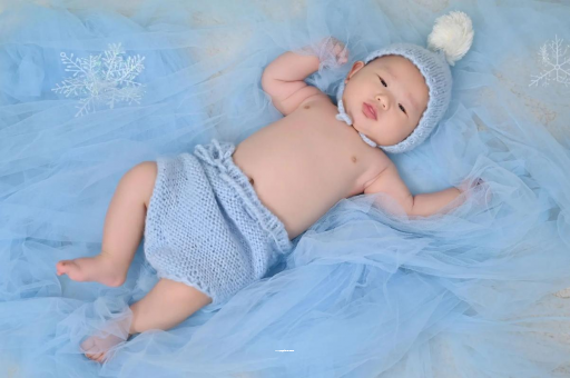 石狮宝宝几个月开始吃辅食 石狮宝宝几个月开始吃辅食